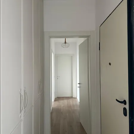 Apartamento Garden Building Tirana