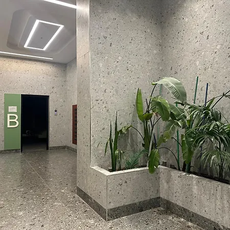 Garden Building * تيرانا