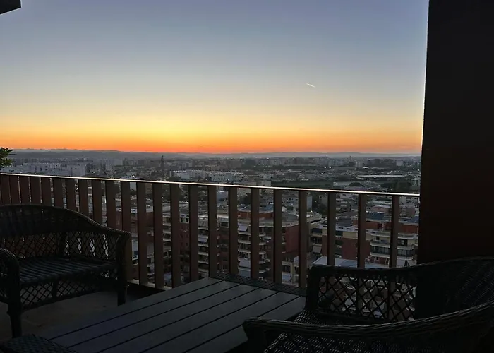 Garden Building アパート ティラナ