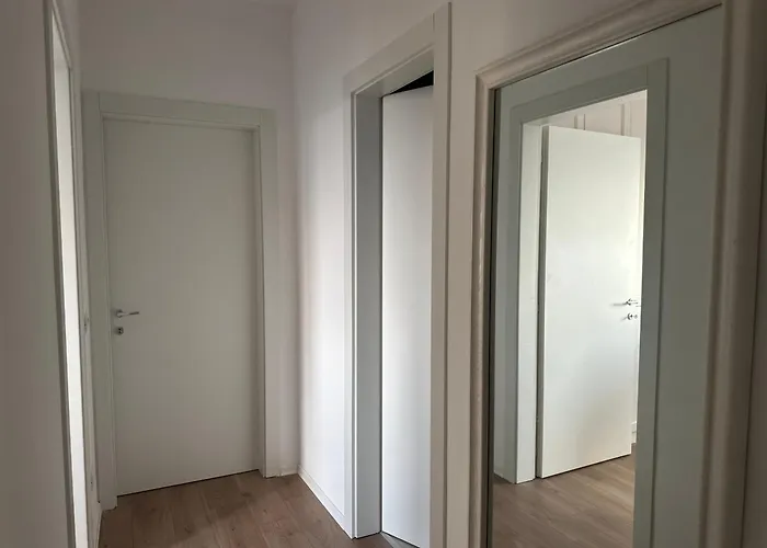 アパート Garden Building ティラナ